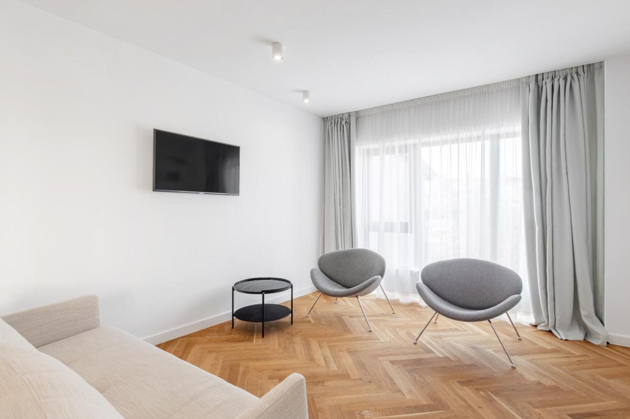 Aparthotel Blend City Center Bucarest Esterno foto