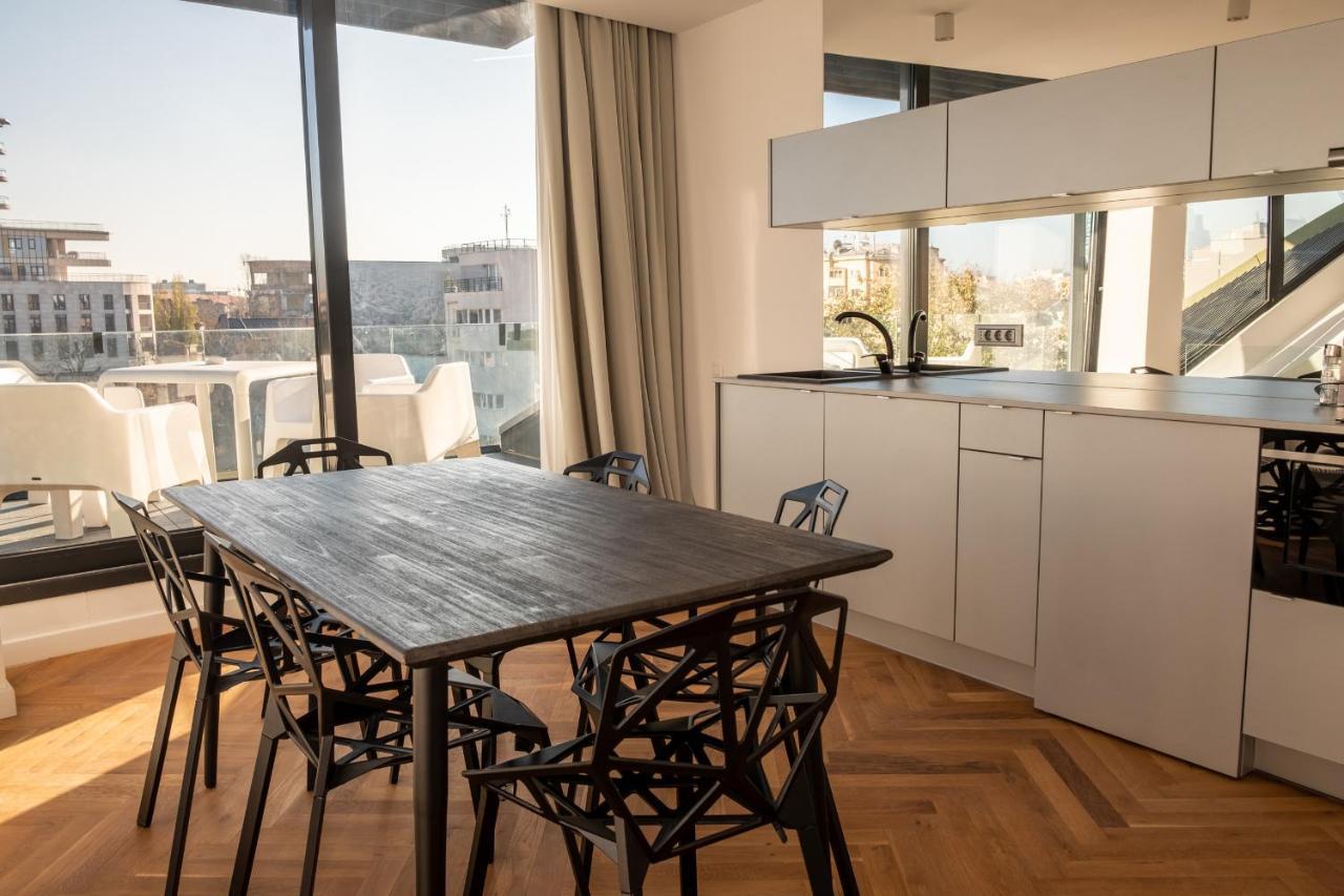 Aparthotel Blend City Center Bucarest Esterno foto