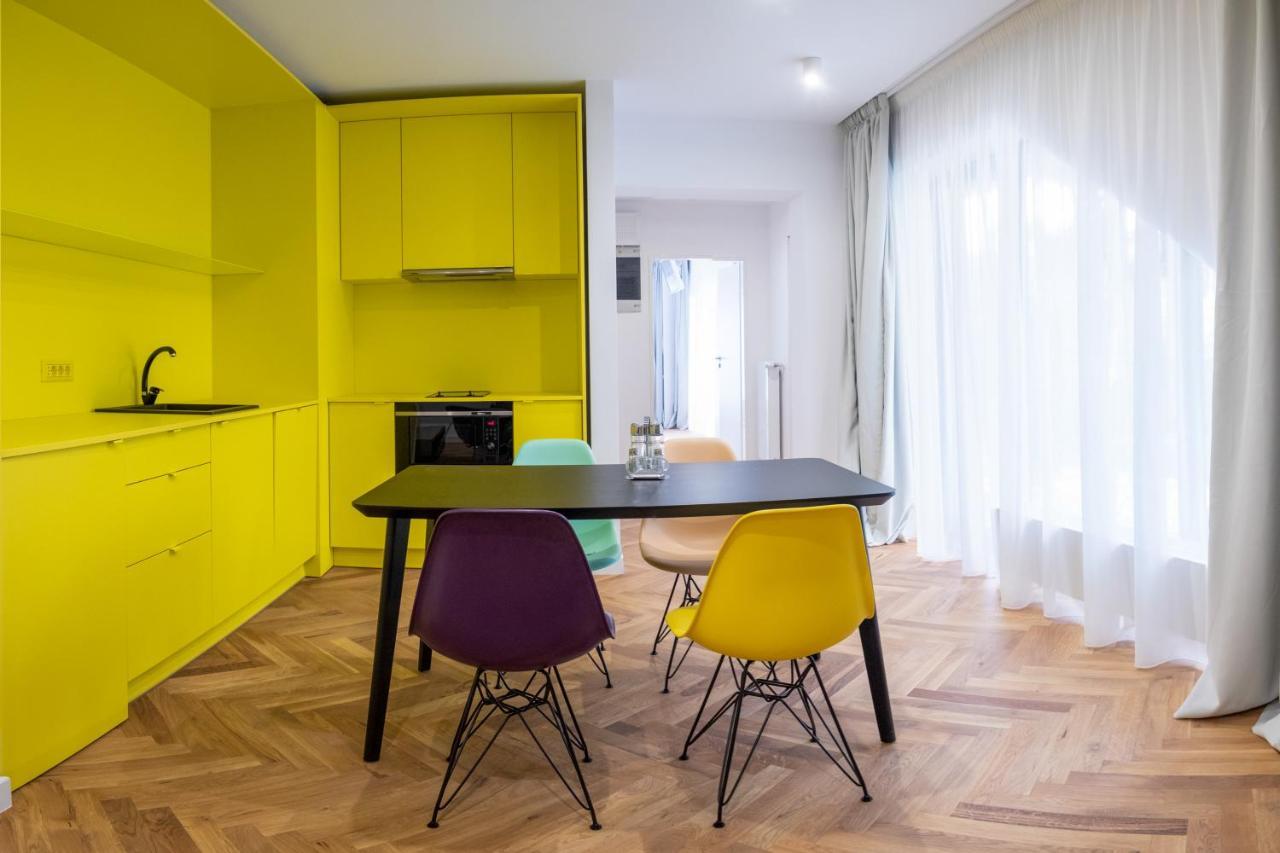 Aparthotel Blend City Center Bucarest Esterno foto